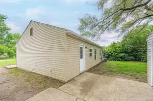 2903 Roslyn Dr, Middletown, OH 45044 - Photo 2