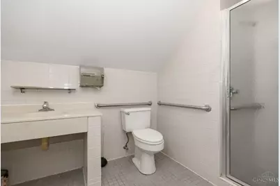 5545 Madison Road, Cincinnati, OH 45227 - Photo 36