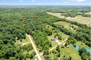 370 Wooded Run Rd, Franklin Township, OH 45120 - Photo 2