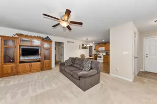 370 Wooded Run Rd, Franklin Township, OH 45120 - Photo 10