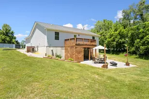 370 Wooded Run Rd, Franklin Township, OH 45120 - Photo 22