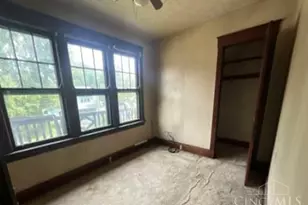81 E Galbraith Rd, Cincinnati, OH 45216 - Photo 8