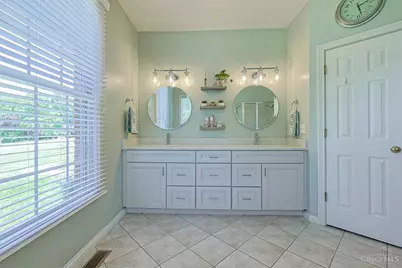 5905 Chancellor Lane, Hamilton Township, OH 45152 - Photo 32