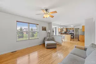 4351 Lighthouse Ln, West Chester, OH 45069 - Photo 6
