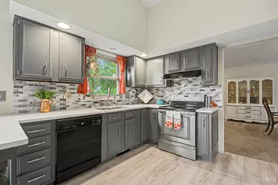 1815 Northwest Washington Boulevard, Hamilton, OH 45013 - Photo 6
