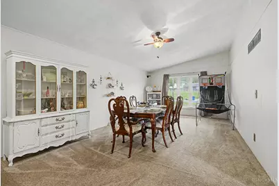 1815 Northwest Washington Boulevard, Hamilton, OH 45013 - Photo 10