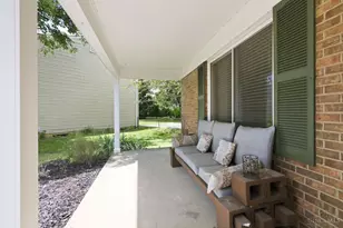 1800 Timberidge Dr, Loveland, OH 45140 - Photo 6