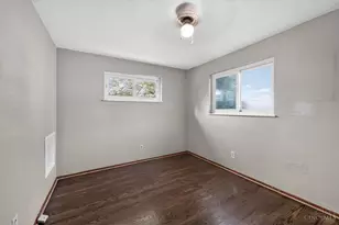 6633 Daly Rd, Cincinnati, OH 45224 - Photo 16