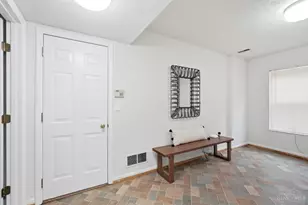 1013 John St, Cincinnati, OH 45203 - Photo 26