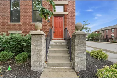 1013 John Street, Cincinnati, OH 45203 - Photo 2