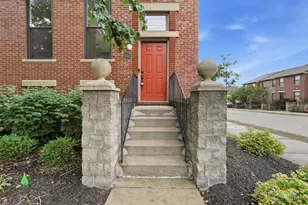 1013 John St, Cincinnati, OH 45203 - Photo 2