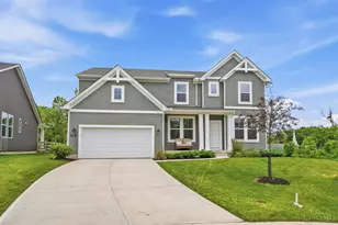 974 Crestpoint Ct, Union Township, OH 45245 - Photo 2