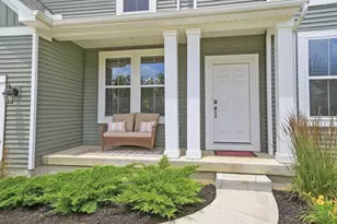 974 Crestpoint Ct, Union Township, OH 45245 - Photo 6