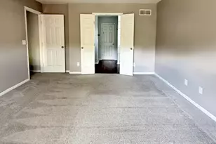 639 Ellen Dr, Union Township, OH 45255 - Photo 24