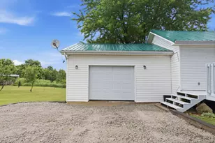 32 Pleasant View, Manchester, OH 45144 - Photo 4