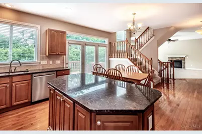 1481 Shaker Run Boulevard, Turtle Creek Township, OH 45036 - Photo 12