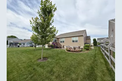 7782 Healy Drive, Hamilton Township, OH 45039 - Photo 8