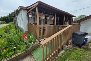 637 Highland Ave, Bellefontaine, OH 43311 - Photo 2