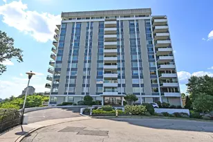 2401 Ingleside Ave, Cincinnati, OH 45206 - Photo 2
