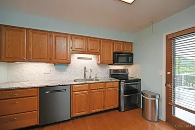 1676 Fellsmere Lane, Springfield Township, OH 45240 - Photo 12