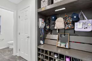 2856 Pine Leaf Ct, Hamilton, OH 45013 - Photo 12