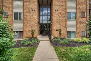 5981 Meadow Creek Dr, Miami Township, OH 45150 - Photo 2