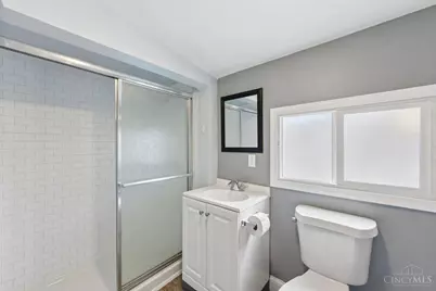 2249 Monroe Avenue, Cincinnati, OH 45212 - Photo 36