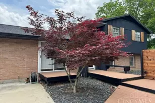 705 E Chestnut St, Oxford, OH 45056 - Photo 2