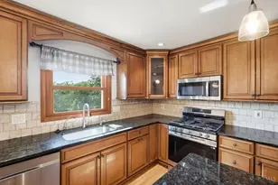 8303 Paddington Ct, West Chester, OH 45069 - Photo 18