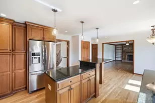 8303 Paddington Ct, West Chester, OH 45069 - Photo 16