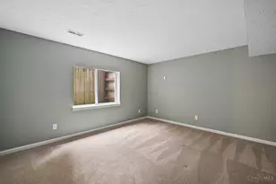 5252 Venetian Way, Hamilton Township, OH 45152 - Photo 18