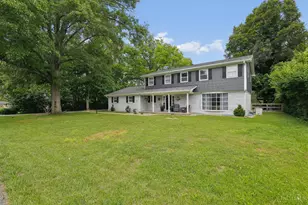 111 Beacon Hill Dr, Pike Township, OH 45154 - Photo 2