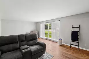 111 Beacon Hill Dr, Pike Township, OH 45154 - Photo 6