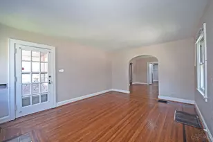 3955 Ardmore Ave, Cincinnati, OH 45229 - Photo 6