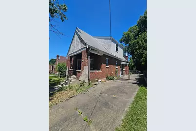 3920 Roswell Avenue, Cheviot, OH 45211 - Photo 2