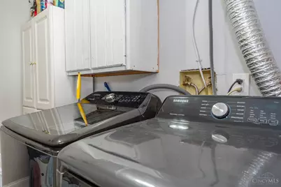 605 Mercury Drive, Union Township, OH 45244 - Photo 24