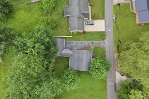 614 E Grant Ave, Georgetown, OH 45121 - Photo 10