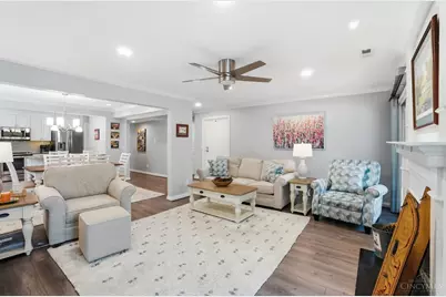 3429 Traskwood Circle #A, Cincinnati, OH 45208 - Photo 4