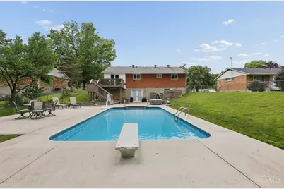 1570 Blueorchard Drive, Cincinnati, OH 45230 - Photo 32