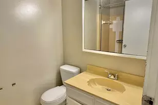 6784 Harrison Ave, Cincinnati, OH 45247 - Photo 16