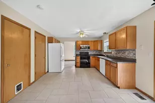 6911 Beagle Dr, Fairfield Township, OH 45011 - Photo 18