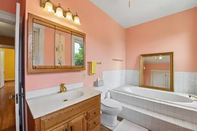3546 Epworth Avenue, Cincinnati, OH 45211 - Photo 24