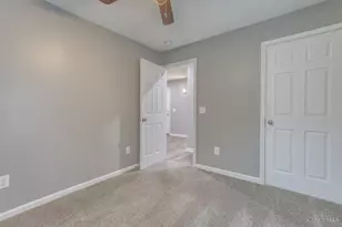 3319 Cavanaugh Ave, Cincinnati, OH 45211 - Photo 10
