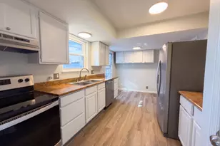 2 Tidewater Trce, Union Township, OH 45103 - Photo 2