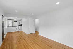 4136 Pleasure Dr, Cincinnati, OH 45205 - Photo 10