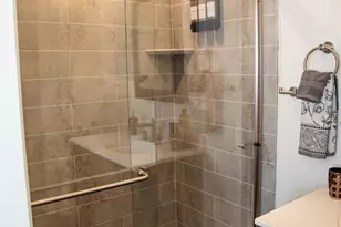 512 Fairbanks Ave, Cincinnati, OH 45205 - Photo 32