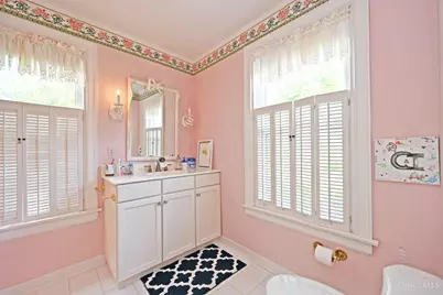 6900 Drake Road, Indian Hill, OH 45243 - Photo 26