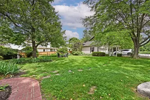6900 Drake Rd, Indian Hill, OH 45243 - Photo 40