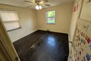 7284 Eastlawn Dr, Cincinnati, OH 45237 - Photo 18