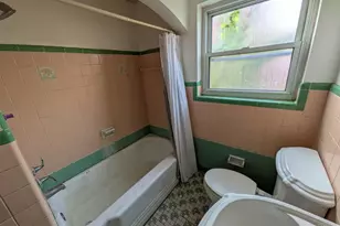 7284 Eastlawn Dr, Cincinnati, OH 45237 - Photo 14